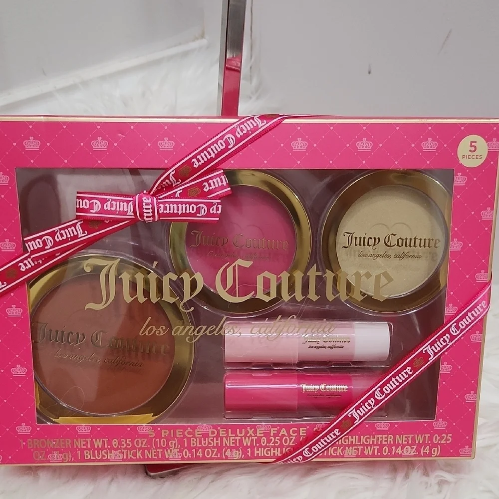 🔹️Juicy Couture 5 Piece Deluxe Face Pink Makeup Bronzer Highlighter  Blush  Set